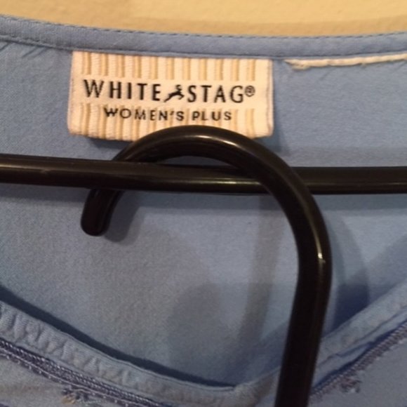 Blouse - long sleeved, V-neck, light weight fabric - Picture 3 of 4